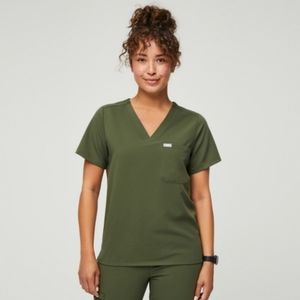 BNWT Figs Dark Olive Catarina Top and Zamora Joggers Scrubs Small